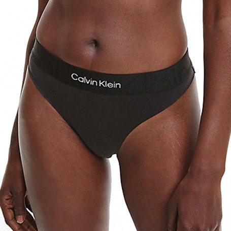 Calvin Klein tanga QF6992E černá